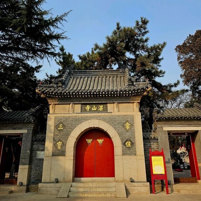 วัดจ้านซาน (zhanshan temple) ชิงเต่า ประเทศจีน
