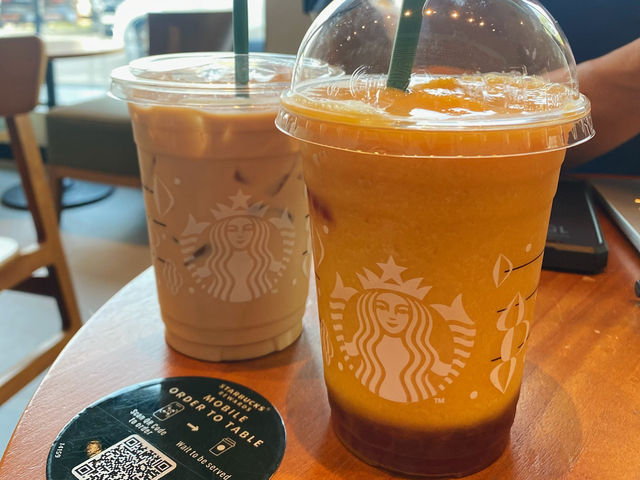 STARBUCKS สาขา The Circle ราชพฤกษ์ 