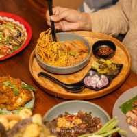 ร้านแซ่บบบเขาหลัก 🌶️🩷