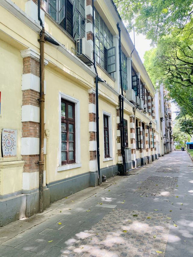 沙面島：探索廣州的歷史🏛️瑰寶💎與創新🔬之地