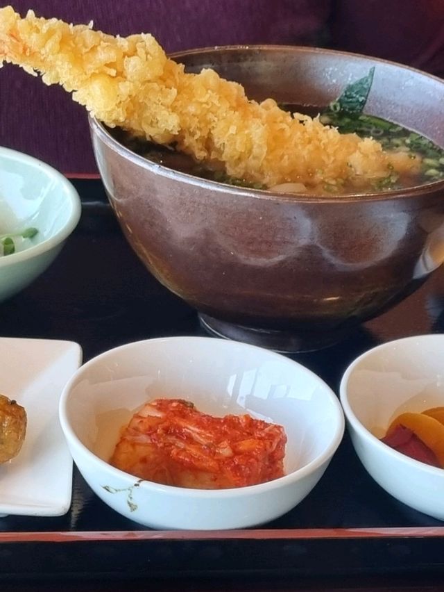 왕새우튀김우동이 맛있는 포도호텔 레스토랑✨️🦐