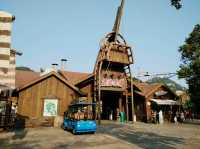 Eastern Overseas Chinese Town