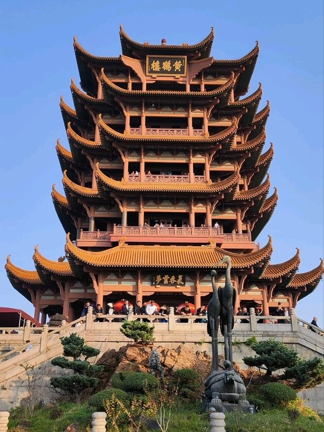 黃鶴樓登高俯瞰長江