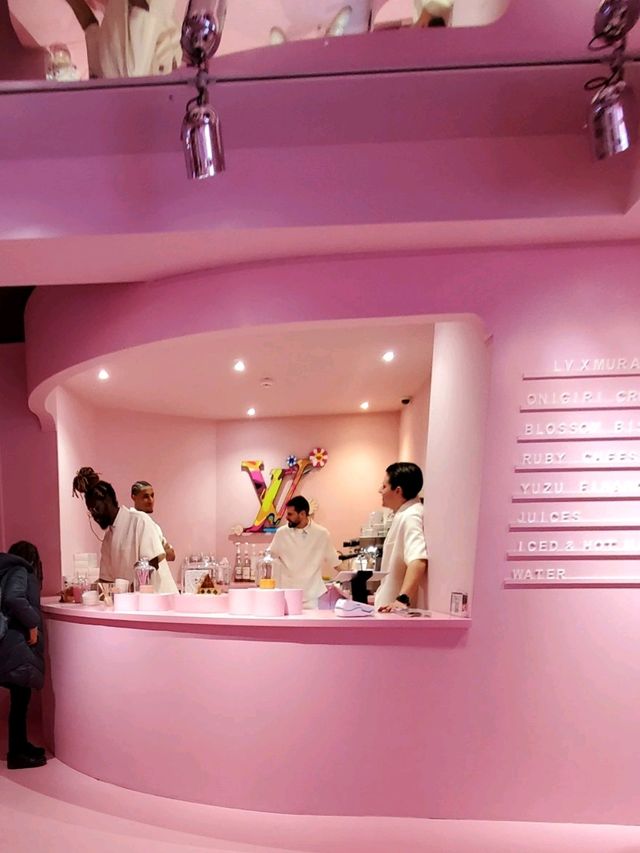 LOUIS VUITTON x MURAKAMI POP-UP STORE💗London💗