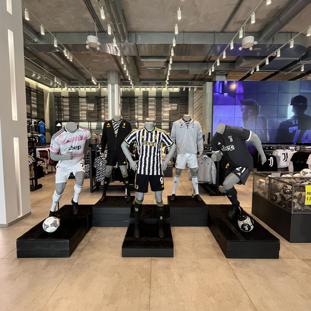 イタリアサッカー好き必見！！ユベントススタジアム🇮🇹⚽️