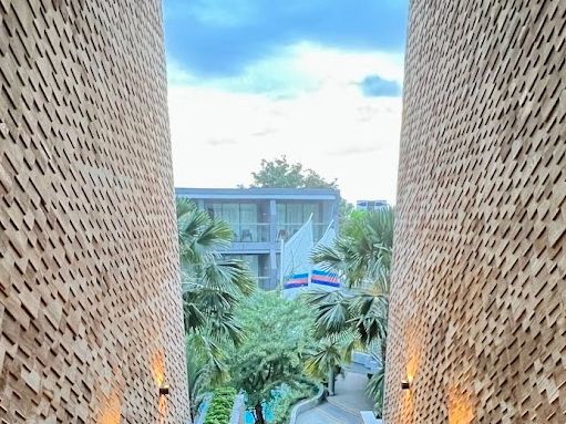 โรงแรม The sis kata resort จ.ภูเก็ต