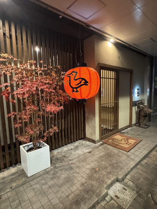 【北九州グルメ】炭火焼鳥の美味しさに定評がある人気焼き鳥屋✨️