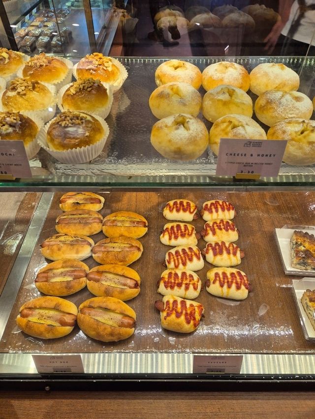 Japanese Kamome Bakery 🥖🥐🍞