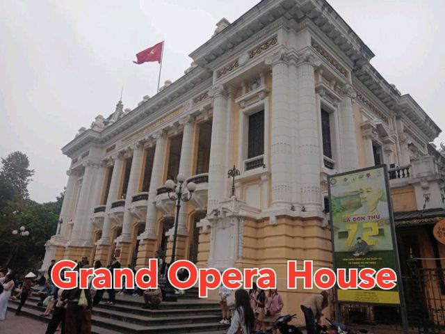  Meeting Point ที่Grand Opera House ในฮานอย✨️