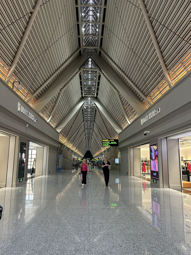 The largest airport in Cambodia 🇰🇭 