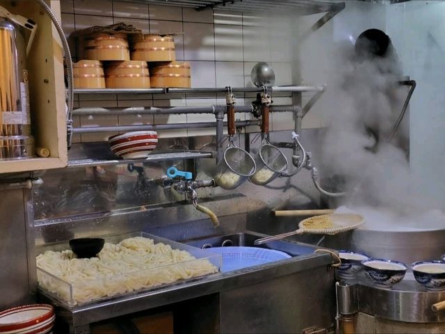 다카마쓰 우동 맛집 - 테우치 우동 츠루마루(手打ちうどん つるまる)