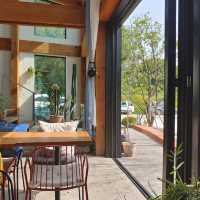 Cheoncheonhee Cafe
