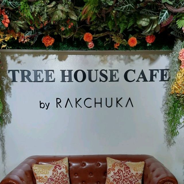Tree House Durian Cafe' Chanthaburi ทุเรียนคาเฟ่