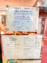 ☞ 太平山街隱藏版文青咖啡店！越南法包+手繪風超好拍！