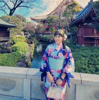 Embracing Tradition & Nature at Sensoji Temple 🌿🎋 #EarthDayVibes
