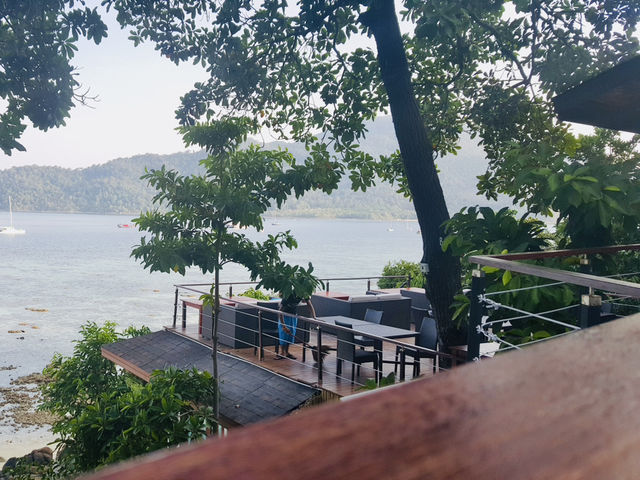 The Cliff Lipe Resort: A Spring Paradise