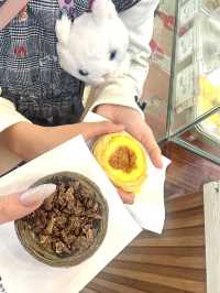 上海食べ歩き🇨🇳グルメのデパートは第一食品商店🍽️