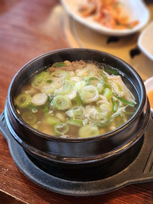 ❤️뜨근한 국물 데이트하기좋은 군포산본 갈비탕 맛집, "이학갈비함흥냉면"❤️