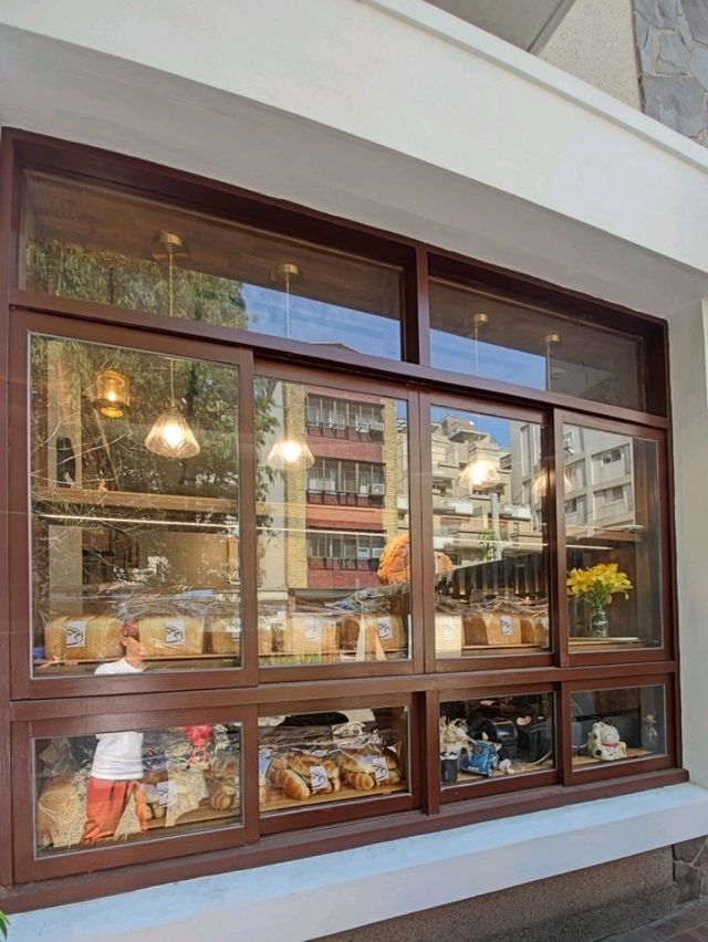 #柳川屋麵包店柳川や-臺中市西區