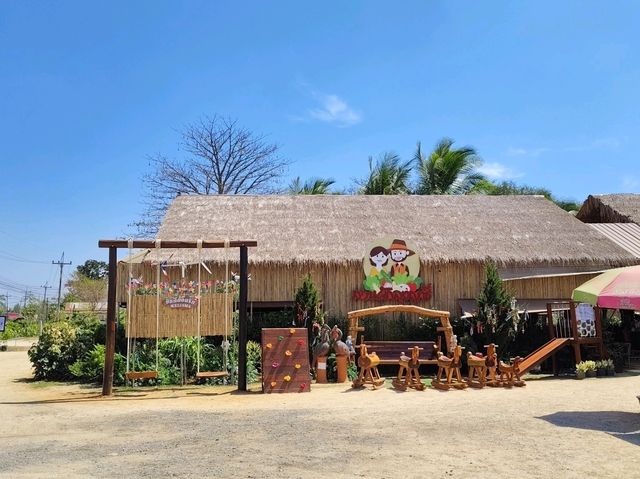 ร้านอาหารสวนผักลุงฤทธิ์ สาขาเขาใหญ่