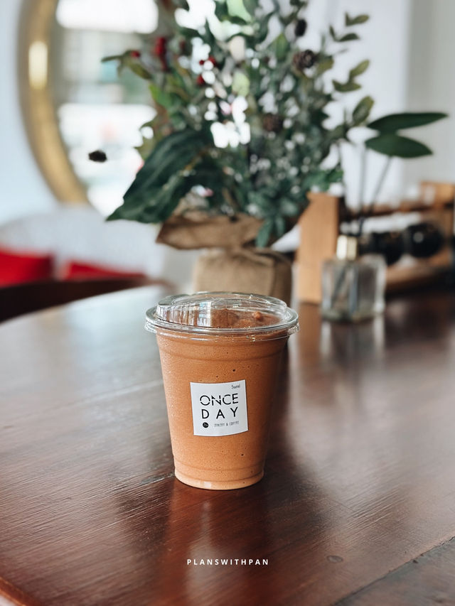 ONCE DAY CAFE ! 🤍✨