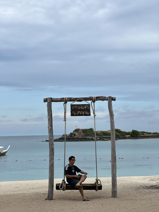 เกาะแสมสาร อ.สัตหีบ จ.ชลบุรี🐠🐟🐳🪼