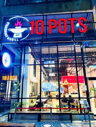 10 Pots Steamboat & Grill at Tamarind Square: Affordable All-You-Can-Eat Hotpot Heaven 