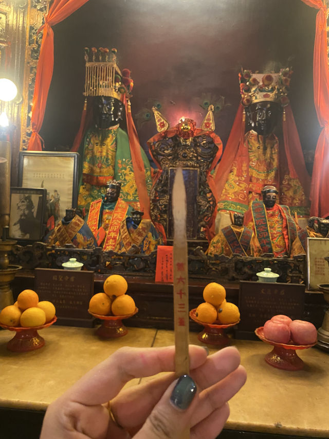 Man Mo Temple ขอพรการงานที่ฮ่องกง 🙏🏻🇭🇰✨