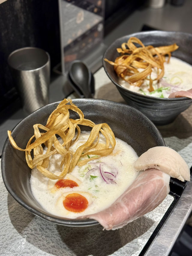 A Night Around Tokyo Station – Rooftop Views & Late-Night Bites