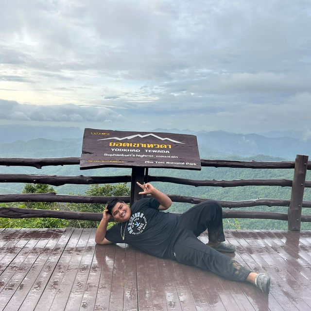 ”เที่ยวยอดเขาเทวดา จังหวัดสุพรรณบุรี“กับรถคู่ใจ