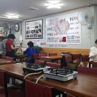 首爾 鐘路 牡蠣菜包肉