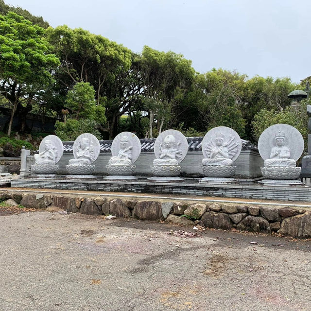 Kongofukuji Temple: Serenity by the Sea