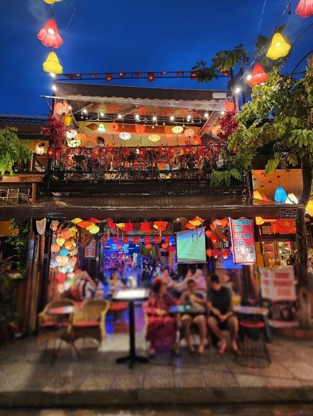 【ホイアン/ベトナム】2階から見える景色が最高なBar