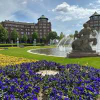 🚶‍♂️ “Gridlines and Graffiti: A City Walk Through Mannheim”