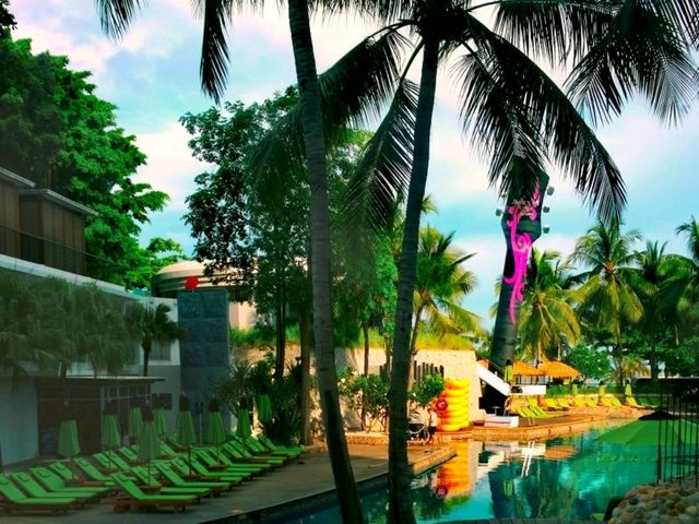 พาพักโรงแรม Hard rock pattaya