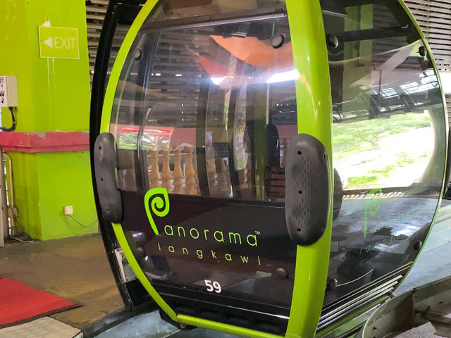 Sky-High Views & Island Vibes: My Langkawi Cable Car Ride