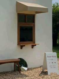Favor Field Cafe
