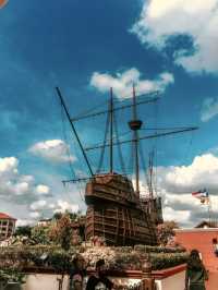 Discovering Melaka: Time Travel, Street Food & A Floating Pirate Ship 