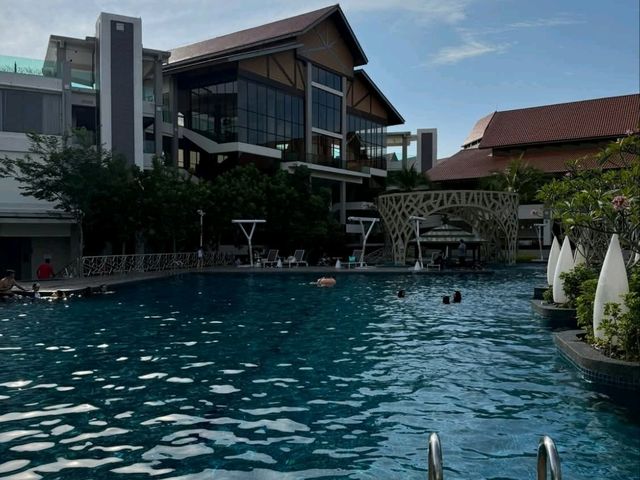 “PARKROYAL A’Famosa – Melaka’s Family Playground by the Greens”