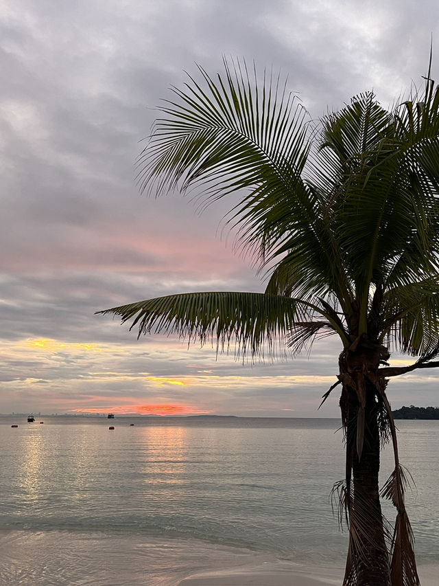 Party or Peace? Find Both on Koh Rong