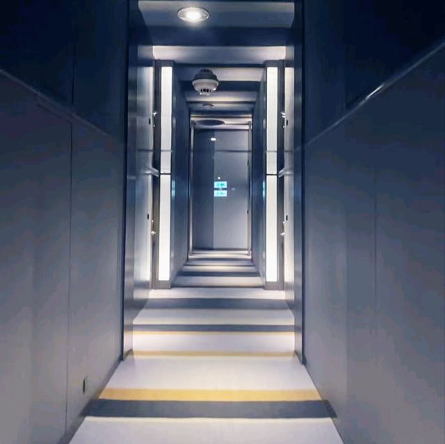 香港奢華親子酒店推薦：香港美麗華酒店，使用trip.com預定享受最大優惠