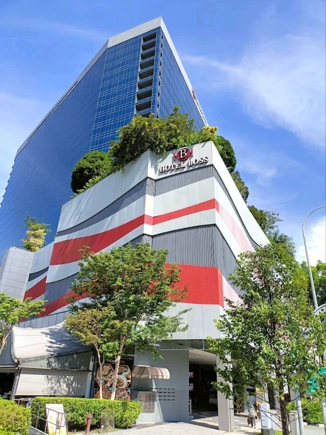 “Compact Convenience: A Budget-Friendly Stay with Modern Perks”