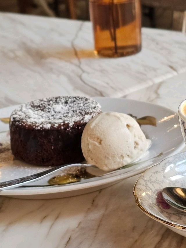 🇶🇦 카타르 도하 재방문 카페 The Drawing Room Cafe