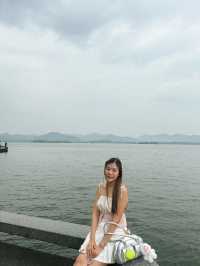 เดินเล่นรอบทะเลสาป xihu