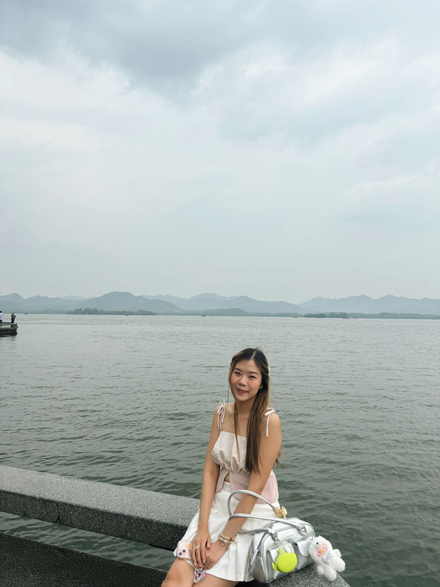 เดินเล่นรอบทะเลสาป xihu
