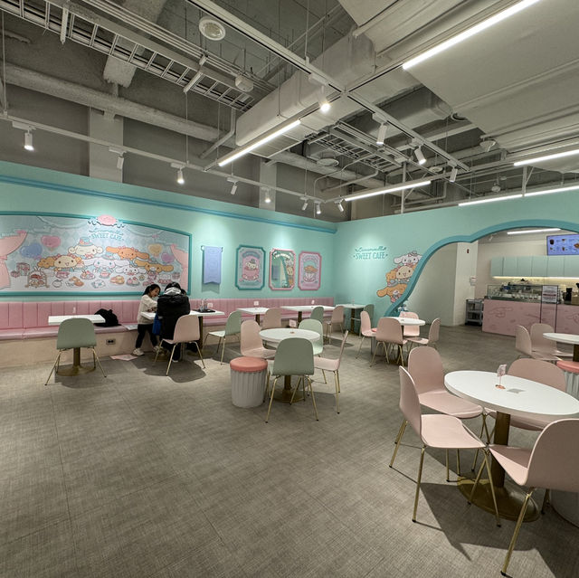 🥐Cinnamoroll Dreams Come True: A Sweet Surprise at Hongdae’s Cutest Cafe