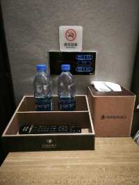 位置超正的商務酒店