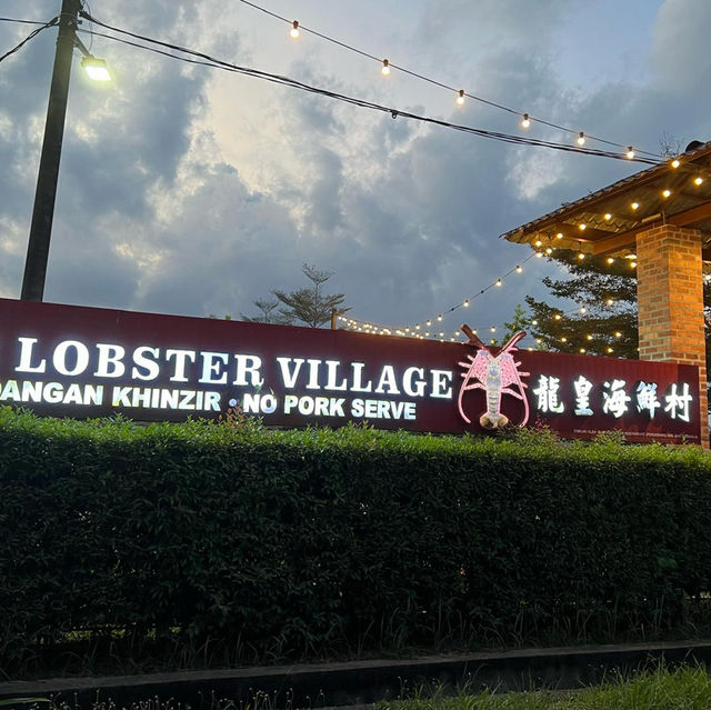 Craving Satisfied : Superlobster Village 