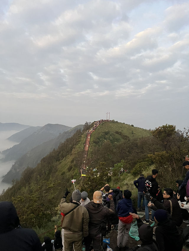 มีโอกาสอยากให้มาลองสัมผัสที่นี่ภูเขาไฟโบรโม่ ⛰️⛅️
