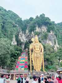 Stairway to Wonder: Discover the Magic of Batu Caves!